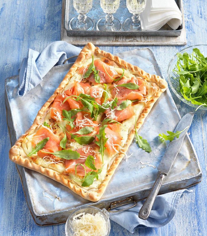 Flammkuchen mit Räucherlachs Tante Fanny
