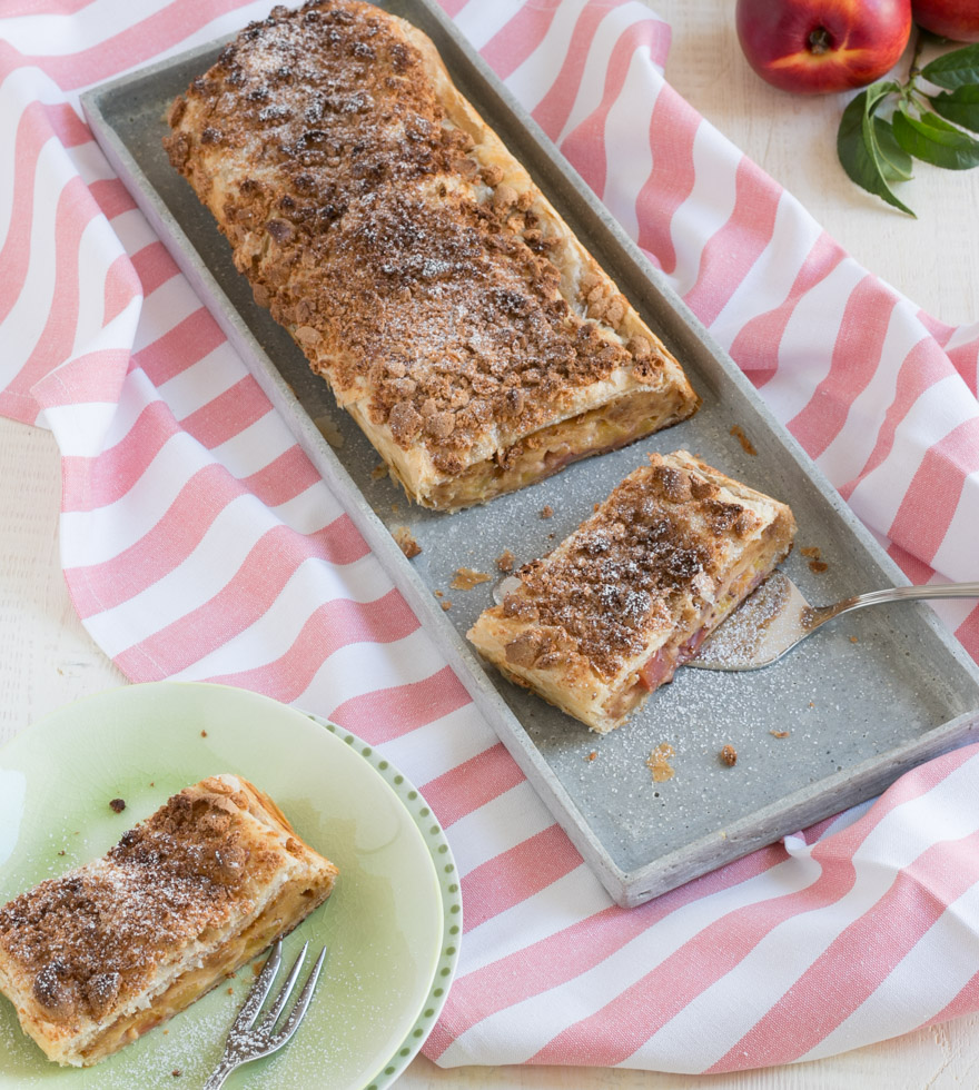 Nektarinen-Mascarpone Strudel - Rezept aus nur 5 Zutaten ...