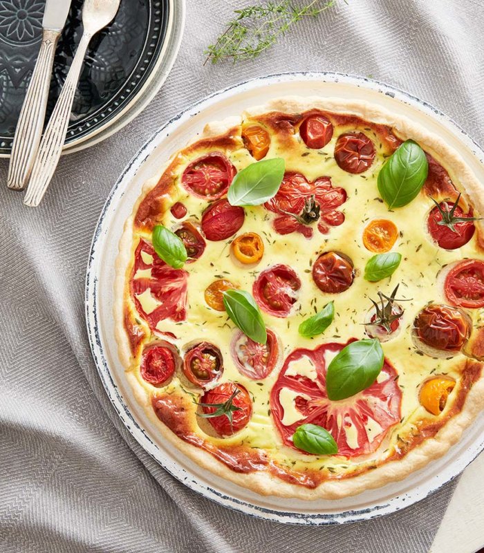 Quiche mit bunten Tomaten